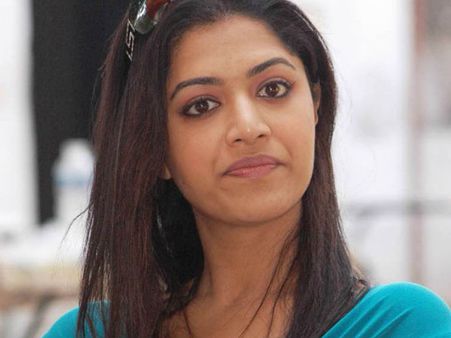 അനുശോചനം രേഖപ്പെടുത്തിയ മംമ്തയ്ക്ക് ആളു മാറിപ്പോയി, കൊന്നത് മകനെ!!