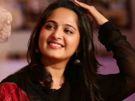 വയസ്സ് 35 ആയി; വിവാഹത്തിന് സമയമായില്ല എന്ന് അനുഷ്‌ക ഷെട്ടി