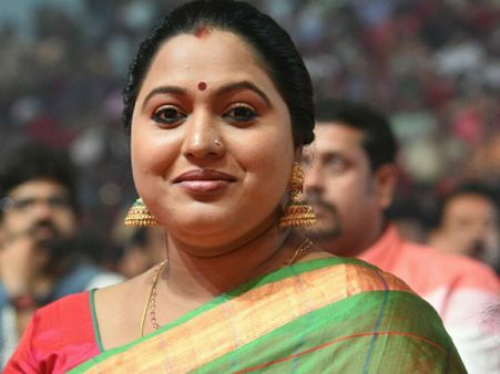നിനക്ക് കുഞ്ഞുണ്ടെങ്കില്‍ നീ വീട്ടിലിരിക്കണം; അന്ന് നടന്ന സംഭവത്തെ കുറിച്ച് ലക്ഷ്മിപ്രിയ പറയുന്നു