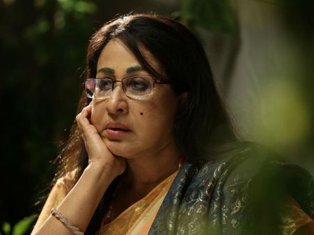 സെറ്റില്‍ ആരും മിണ്ടാറില്ല, വീട്ടിലിരുന്നാല്‍ മതിയായിരുന്നുവെന്ന് തോന്നി പോകും