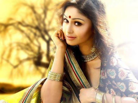 ഓര്‍ഡിനറി സുന്ദരി ബോള്‍ഡ് ഗേളായി തിരിച്ചുവരുന്നു; വിവാഹം കഴിഞ്ഞത് പ്രശ്‌നമേ അല്ല!!