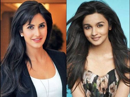 കത്രീനയുടെയും ആലിയ ഭട്ടിന്റെയും എയറോബിക്‌ സെഷന്‍; പക്ഷേ വെളളത്തിലാണെന്നു മാത്രം !!വീഡിയോ കാണൂ..