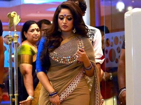 ഇതുപോലുള്ള അനുഭവങ്ങള്‍ പല നടിമാര്‍ക്കുമുണ്ടായി, കുടുംബത്തിന് മാനക്കേടുണ്ടാക്കിയ സംഭവം