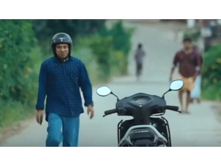 മമ്മൂട്ടിയ്ക്ക് ഇഷ്ടപ്പെട്ടത് കുമ്മാട്ടിക്കാ ജ്യൂസ്, മോഹന്‍ലാലിന് ഇഷട്ടപ്പെട്ട ജ്യൂസ് ഏതാണെന്നോ?