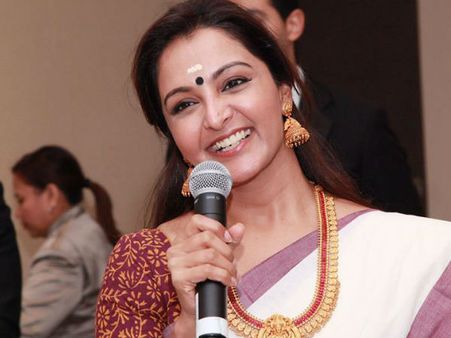 സിനിമകളൊന്നും ബോക്‌സോഫീസില്‍ വിജയിക്കുന്നില്ല, എന്നിട്ടും മഞ്ജു പ്രതിഫലം കൂട്ടി