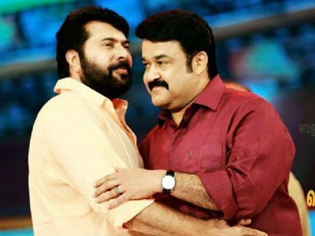 മോഹന്‍ലാലിന്റെ ഫേസ്ബുക്ക് പോസ്റ്റിന് മമ്മൂട്ടിയുടെ കമന്റ് വൈറലാകുന്നു