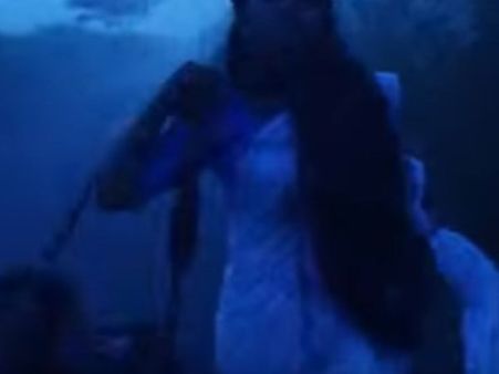 നടിയുടെ വസ്ത്രം വലിച്ച് കീറിയ സംഭവത്തില്‍ സിനിമയുടെ ഹാര്‍ഡ് ഡിസ്‌ക് കോടതിയില്‍