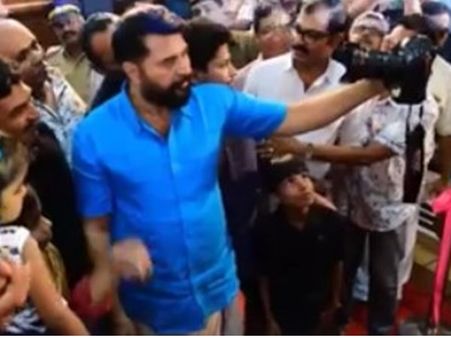മമ്മൂട്ടി തൃശൂരില്‍ സെല്‍ഫി എടുത്തു ഉദ്ഘാടനം ചെയ്തു, ഫോട്ടോസ് വൈറലാകുന്നു, കാണൂ..