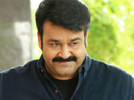 ബലം പ്രയോഗിച്ച് ജോണ്‍ എബ്രഹാമിനെ കുളിപ്പിച്ച മോഹന്‍ലാല്‍