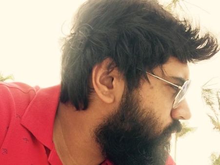 നിവിന്‍ പോളി ചിത്രത്തിനെതിരെ പ്രതിഷേധം, കണ്ടു നിന്നവര്‍ക്ക് ഷൂട്ടിങിന്റെ ഭാഗമാണെന്ന് തോന്നും!