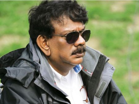 ഈ വര്‍ഷം ആരും കൂടെയില്ലാത്ത ഓണമാണെന്ന് പ്രിയദര്‍ശന്‍