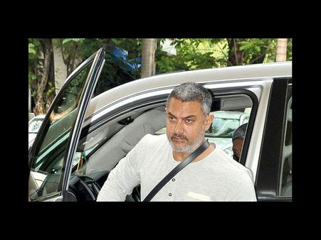 ആമിര്‍ഖാന് ഈ ദീപാവലി സമ്മാനിച്ചത് ഇരട്ടി മധുരം!