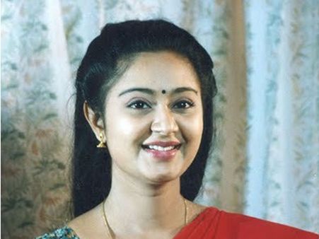 വേര്‍പിരിഞ്ഞു എന്ന് പറഞ്ഞപ്പോള്‍, തമ്മില്‍ തല്ലി പിരിഞ്ഞു എന്നാണ് പലരും വിശ്വസിച്ചത്,ചാര്‍മിള