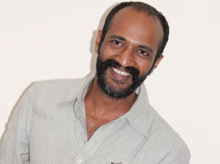 മോഹന്‍ലാലിനോടും രജനീകാന്തിനോടും നേര്‍ക്കു നേര്‍ ഏറ്റുമുട്ടിയ വില്ലനാര്?