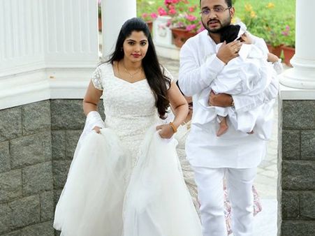 നടി മുക്തയുടെ കുഞ്ഞിന്റെ മാമോദീസ ചിത്രങ്ങള്‍