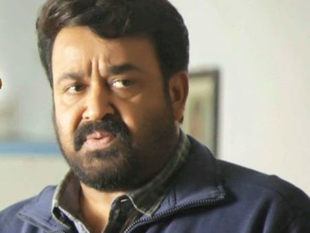 ഒപ്പത്തില്‍ മോഹന്‍ലാല്‍ തെന്നിവീഴുന്ന വീഡിയോ വൈറലാകുന്നു; കാണൂ