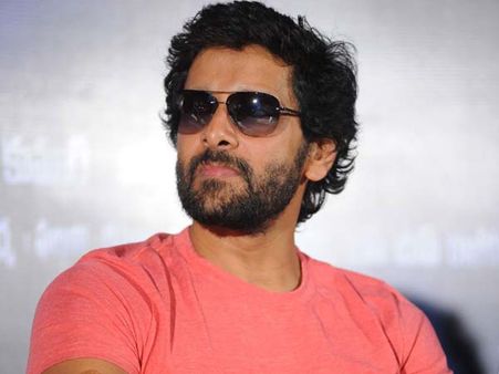ഒപ്പം കേരളത്തില്‍ തകര്‍ക്കുമ്പോള്‍, തമിഴകത്തെ ഞെട്ടിക്കാന്‍ വിക്രം!