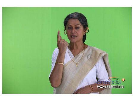 ഏതോ ജന്മ കല്‍പ്പനയില്‍....സെറീന വഹാബ് മലയാളത്തില്‍ തിരിച്ചെത്തുന്നു!