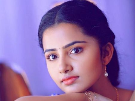 വിഷമം തോന്നി, പ്രേമത്തെ കളിയാക്കിയവരോട് അനുപമ പരമേശ്വരന്‍ പ്രതികരിക്കുന്നു