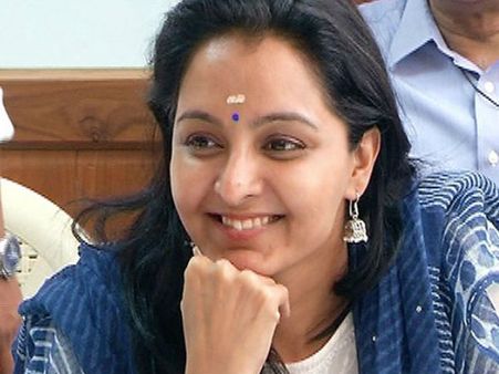 മനക്കരുത്തോടെ മഞ്ജു; ദിലീപ് - കാവ്യ വിവാഹത്തിന് ശേഷം മഞ്ജുവിന്റെ ആദ്യത്തെ ഫേസ്ബുക്ക് പോസ്റ്റ്