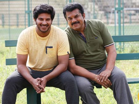 ദുല്‍ഖര്‍ ഞങ്ങളുടെ അടുത്തേക്കേ വന്നില്ല, ഷോട്ട് കഴിഞ്ഞാല്‍ കാരവാനില്‍ പോയിരിയ്ക്കും; മുകേഷ് പറയുന്നു