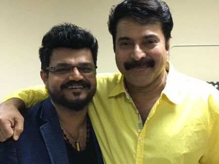 അമര്‍ അക്ബര്‍ അന്തോണിയ്ക്കും ഋത്വിക് റോഷനും ശേഷം നാദിര്‍ഷ മെഗാസ്റ്റാറിനൊപ്പം.. ഇതെപ്പടി??