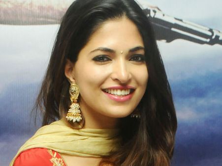 മമ്മൂട്ടി, മോഹന്‍ലാല്‍ ഇവരില്‍ ആരുടെ നായികയാകാനാണ് ആഗ്രഹം; പാര്‍വ്വതിയുടെ മറുപടി കേട്ടാല്‍ ഞെട്ടും!!