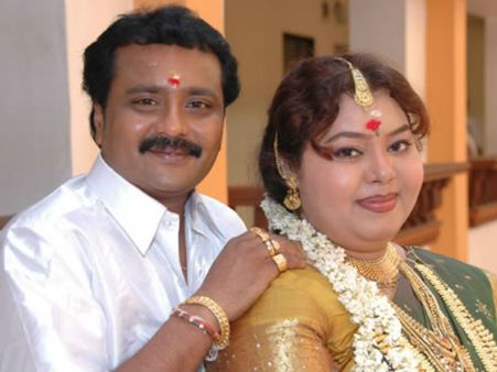 ട്രെന്റിങ് എനിക്ക് വളരെ ഇഷ്ടമാണ്; വിവാഹ മോചന വാര്‍ത്തയോട് നടിയുടെ പ്രതികരണം