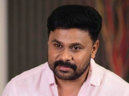 കാവ്യയുമായുള്ള വിവാഹം; ദിലീപ് ചിത്രത്തില്‍ നിന്ന് നിര്‍മാതാക്കള്‍ പിന്മാറുന്നു, കാരണം പറയുന്നത് ?