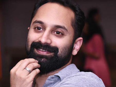 ഒരു അട്ടര്‍ ഫ്‌ളോപ്പും, ഒരു സൂപ്പര്‍ ഡ്യൂപ്പര്‍ ഹിറ്റും; ഈ വര്‍ഷം ഫഹദ് ഹാപ്പിയാണ്!!