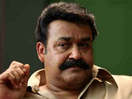 നാണക്കേടായിപ്പോയി, 300 കോടി നേടിയ മോഹന്‍ലാലിന്റെ പേര് പോലും ആ ലിസ്റ്റിലില്ല!!