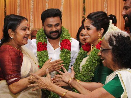 അവരുടെ രഹസ്യബന്ധത്തെ കുറിച്ചൊന്നും ചോദിക്കരുത്, ദിലീപിന് കാവ്യയെ പണ്ടേ ഇഷ്ടമായിരുന്നു; കെപിഎസി ലളിത