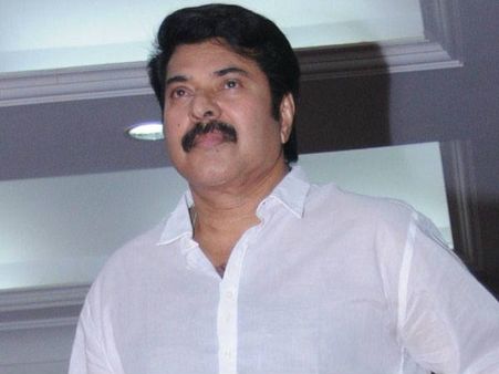 പുത്തന്‍പണത്തിന് വേണ്ടി മമ്മൂട്ടി കാസര്‍കോഡ് ഭാഷ പഠിക്കുന്നു; ആരാണ് പഠിപ്പിക്കുന്നതെന്ന് അറിയേണ്ടേ??