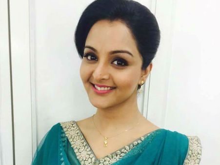 മഞ്ജു വാര്യരും രണ്ടാം വിവാഹത്തിനൊരുങ്ങുന്നു, 2017 ല്‍ വിവാഹം ഉണ്ടാകും?