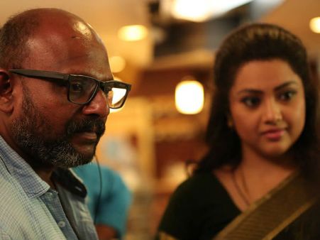 മീനയുടെ ആ വീഡിയോ ലീക്കായതിനെ കുറിച്ച് ജിബു ജേക്കബ് പറയുന്നു, വളരെ ഗൗരവമാണിത്