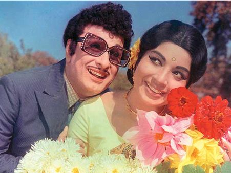 സിനിമയില്‍ മാത്രമല്ല ജീവിതത്തിലും അദ്ദേഹം ഹീറോ ആയിരുന്നു; എംജിആറിനെ കുറിച്ചു ജയലളിത പറഞ്ഞത്...