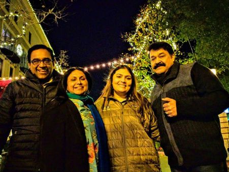 ന്യൂയോര്‍ക്കില്‍ നിന്ന് മോഹന്‍ലാലിന്റെ ക്രിസ്മസ് ആശംസ, കേള്‍ക്കാന്‍ അല്പം പ്രയാസമുണ്ടാവും; വീഡിയോ