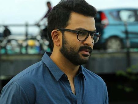 ഞാനില്ലാത്ത ദിവസം അവിടെ എന്തൊക്കയോ സംഭവിച്ചു എന്ന് പറഞ്ഞപ്പോള്‍ ചിരിയോടെയാണ് കേട്ടത്; പൃഥ്വി