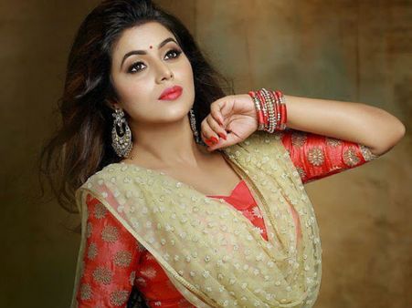 ഒരു ചെറുക്കനെ കിട്ടേണ്ട താമസം, അപ്പോള്‍ കല്യാണം കഴിയ്ക്കുമെന്ന് ഷംന കാസിം, പക്ഷെ ഒരു ഡിമാന്റ്