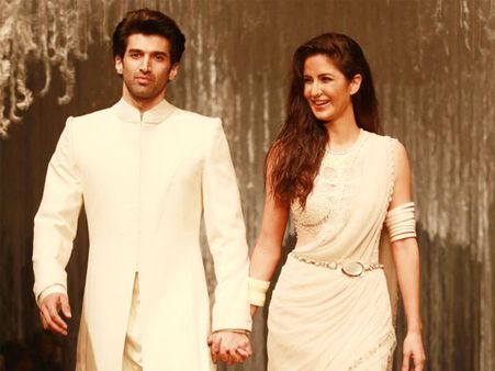 പഴയ കാമുകി കത്രീന കൈഫും ആദിത്യറോയ് കപൂറും തമ്മിലെന്ത്; രണ്‍ബീറിന് ടെന്‍ഷന്‍!!