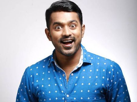 കവി ഉദ്ദേശിച്ചതിന് ശേഷം ആസിഫ് അലി മാറി ചിന്തിക്കുന്നു, അടുത്ത ചിത്രം അരുണ്‍ കുമാര്‍ അരവിന്ദിനൊപ്പം!