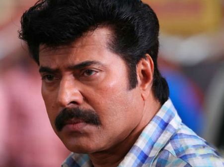 സഹതാരങ്ങള്‍ക്ക് മോശം കോസ്റ്റ്യൂം കൊടുത്തു, മമ്മൂട്ടി ഷൂട്ടിങ് നിര്‍ത്തി വെപ്പിച്ചു!!