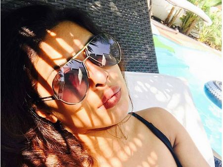 ബോളിവുഡ് താരങ്ങള്‍ വിദേശത്ത് ന്യു ഇയര്‍ ആഘോഷിച്ചതിന്റെ ചിത്രങ്ങള്‍ വൈറലാകുന്നു!