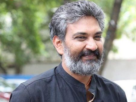 മറ്റാരേ വിശ്വസിച്ചില്ലെങ്കിലും ഞാന്‍ പ്രഭാസിനെ വിശ്വസിക്കും, ബാഹുബലി സംവിധായകന്‍