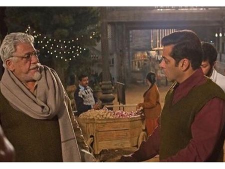 ചിത്രീകരണം പൂര്‍ത്തിയാക്കാനാവാതെ ഓം പുരിയുടെ അവസാന ചിത്രം; കണ്ണുകള്‍ ഈറനായി സല്‍മാന്‍ ഖാന്‍ !!