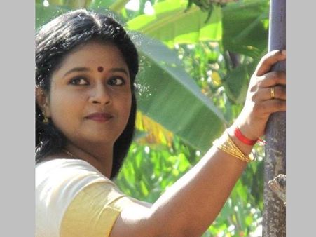 21 ല്‍ 65കാരിയായി, നെടുമുടി വേണുവിനെ വിറപ്പിച്ച അഭിനേത്രി, ഒാര്‍ക്കുന്നില്ലേ 'ജ്വാലയായ്'