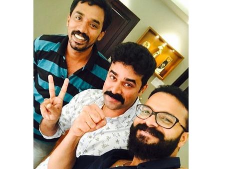 അപ്പോ ആ കാര്യം ഞങ്ങളങ്ങ് തീരുമാനിച്ചു, അതെ ഷാജി പാപ്പന്റെയും പിള്ളേരുടെയും കാര്യം! സംവിധായകന്‍