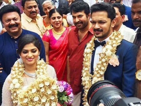 ലാലു അലക്‌സിന്റെ മകന്റെ വിവാഹത്തിനെത്തിയ മമ്മൂട്ടിയുടെ നടവിളി.. കേട്ടവര്‍ ഞെട്ടി, പിന്നെ ഒപ്പം കൂടി