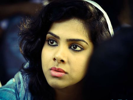 ലൈംഗിക പീഡനത്തിന് ഇരയായിട്ടുണ്ടെന്ന് കാതല്‍ സന്ധ്യയുടെ വെളിപ്പെടുത്തല്‍, എന്തുകൊണ്ട് പറഞ്ഞില്ല?