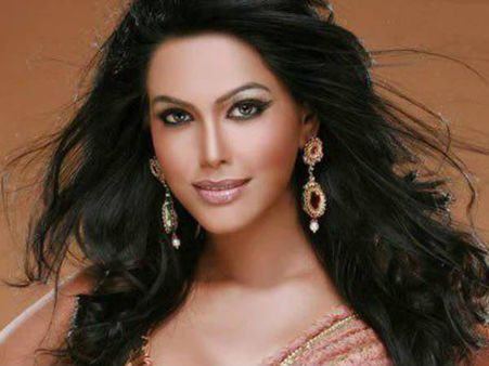 ബോളിവുഡിലേക്ക് അരങ്ങേറ്റം കുറിക്കുന്ന മുന്‍ മിസ് ഇന്ത്യ താരം ആര് ?